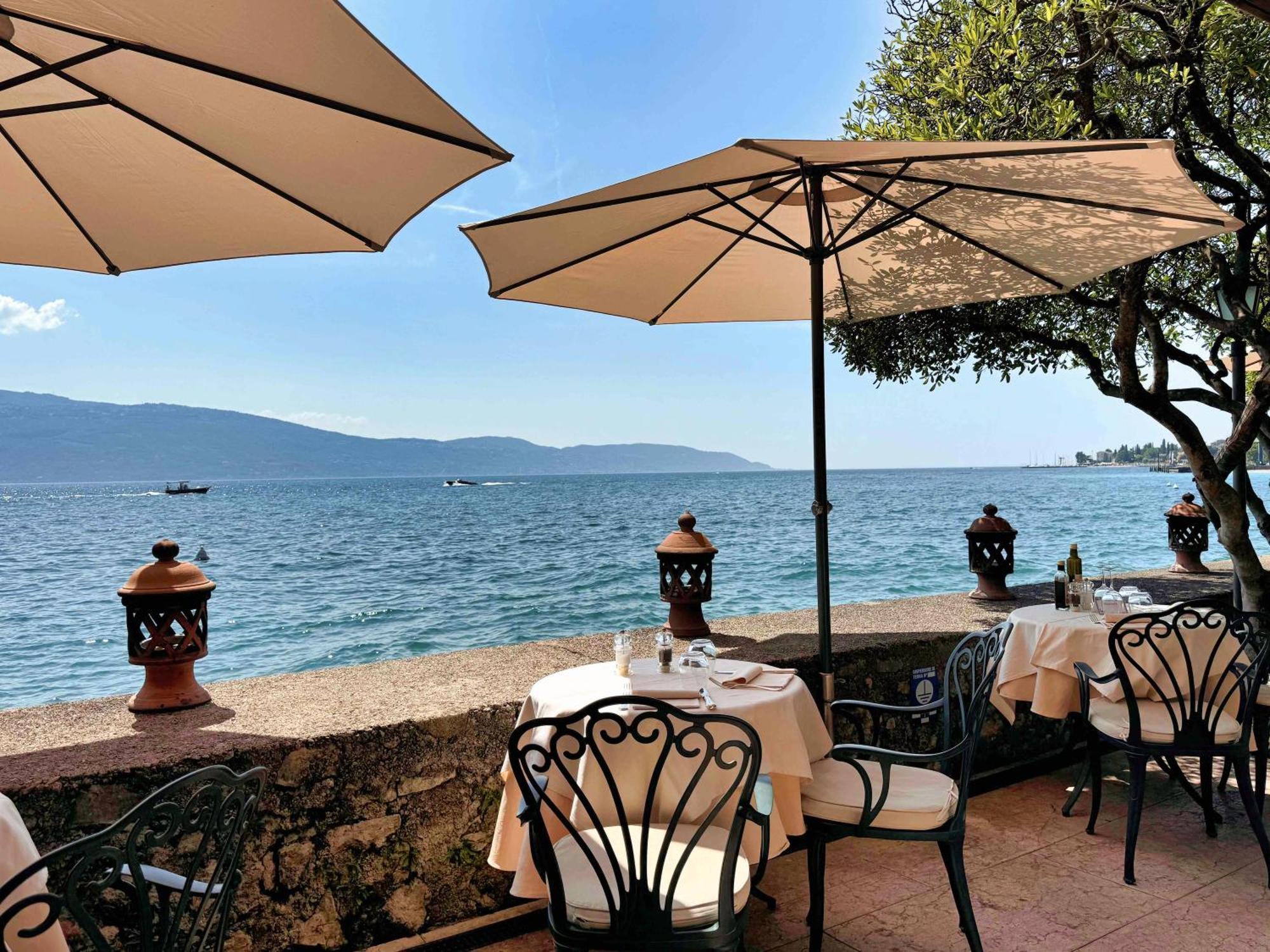 Hotel Gardenia Al Lago การ์ญาโน ภายนอก รูปภาพ